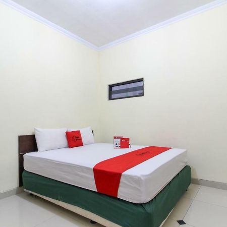 Reddoorz Near Rumah Sakit Condong Catur Maguwo Exteriör bild