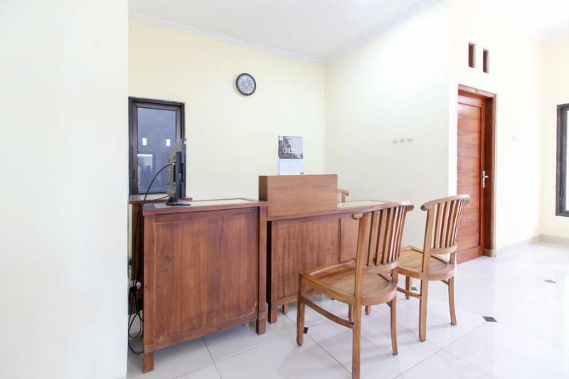 Reddoorz Near Rumah Sakit Condong Catur Maguwo Exteriör bild